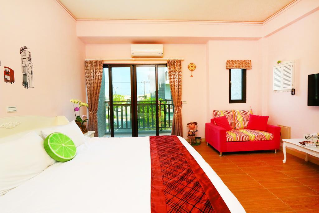 Birds Flower B&B Wujie Ngoại thất bức ảnh