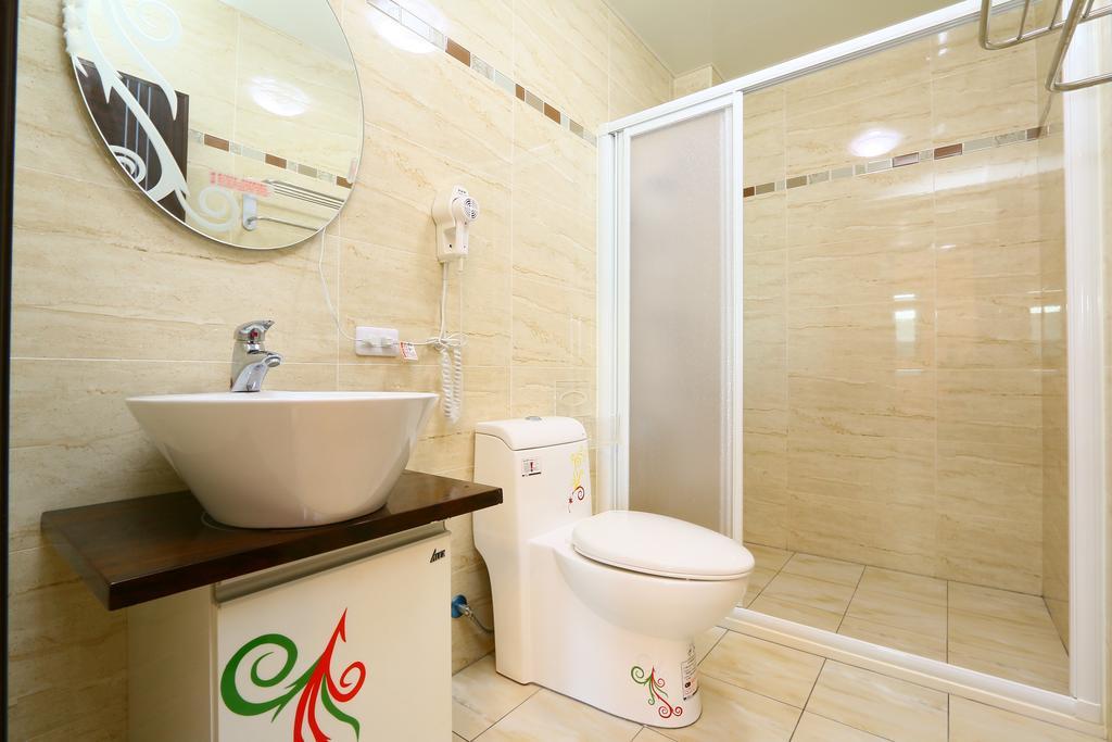 Birds Flower B&B Wujie Ngoại thất bức ảnh